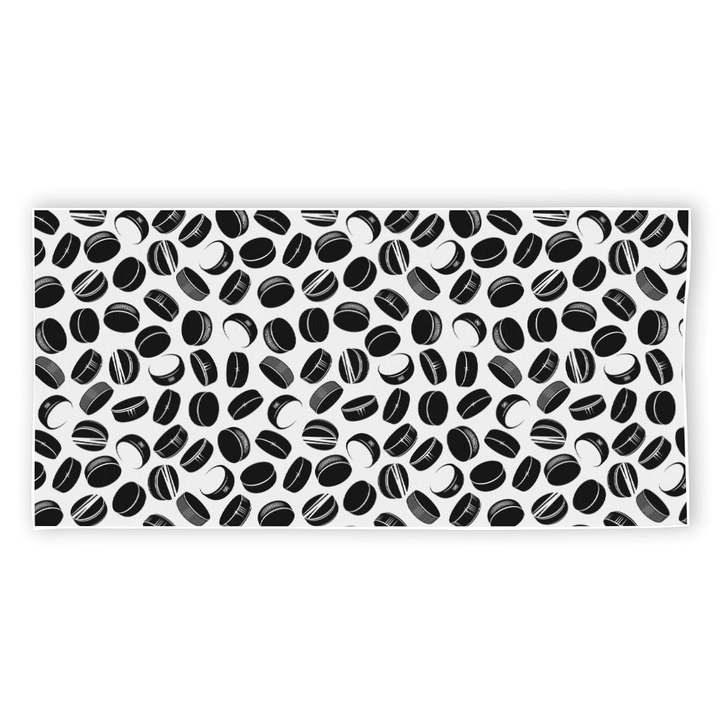 Hockey Puck Pattern Print Beach Towel