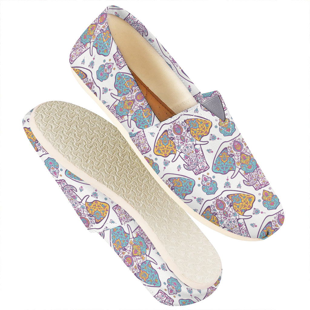 Indian Flower Elephant Pattern Print Casual Shoes