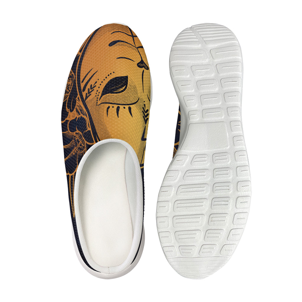 Japanese Fox Mask Print Mesh Casual Shoes