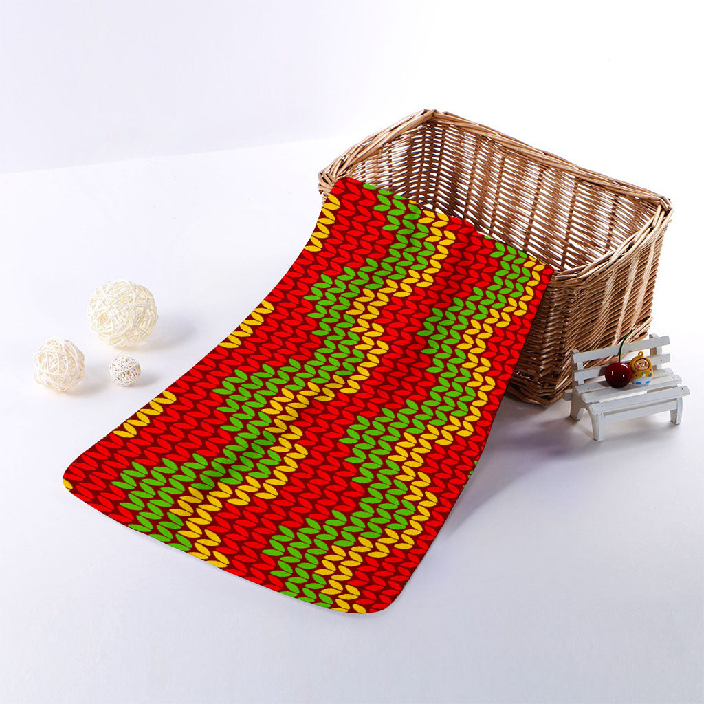 Knitted Reggae Pattern Print Towel