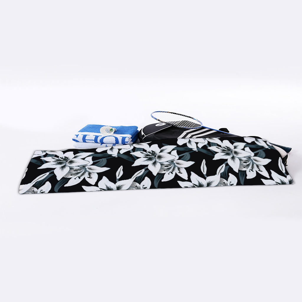 Lily Floral Pattern Print Sports Towel