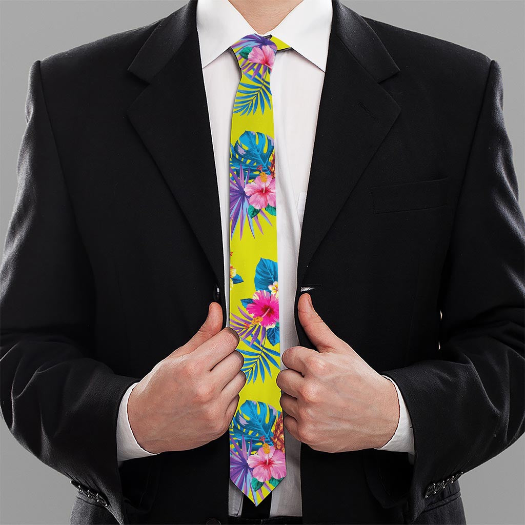 Lime Hawaiian Pineapple Pattern Print Necktie