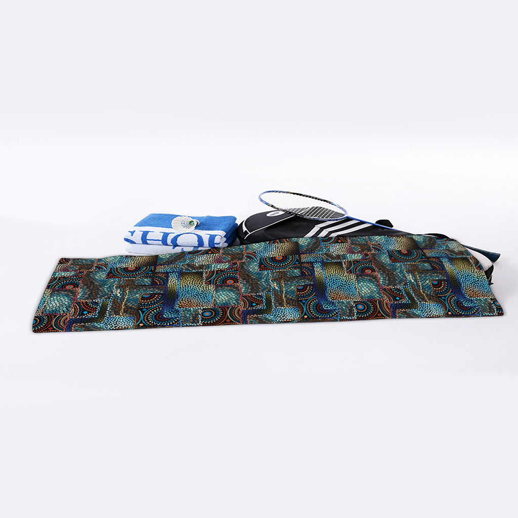 Mosaic Patchwork Pattern Print Sports Towel