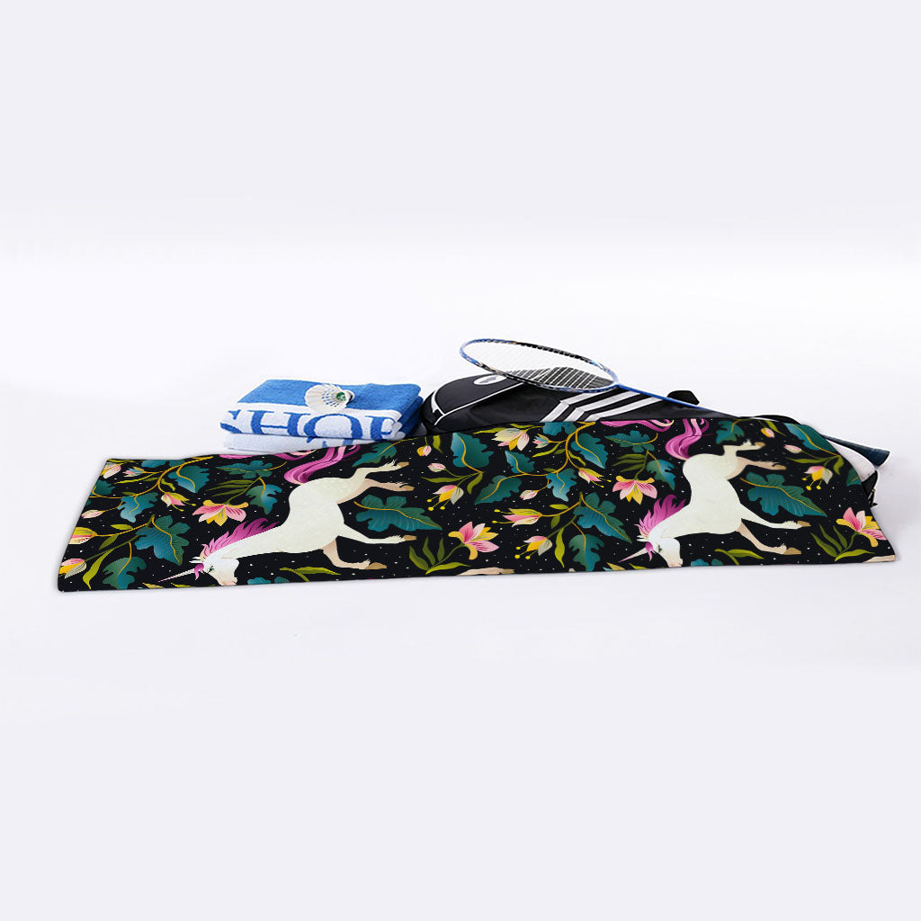 Night Floral Unicorn Pattern Print Sports Towel