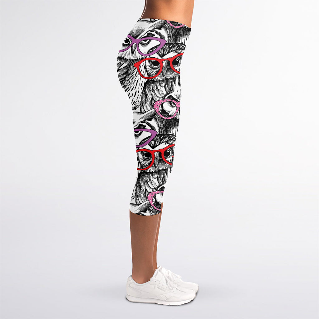 Owl With Glasses Pattern Print Women's Capri Leggings