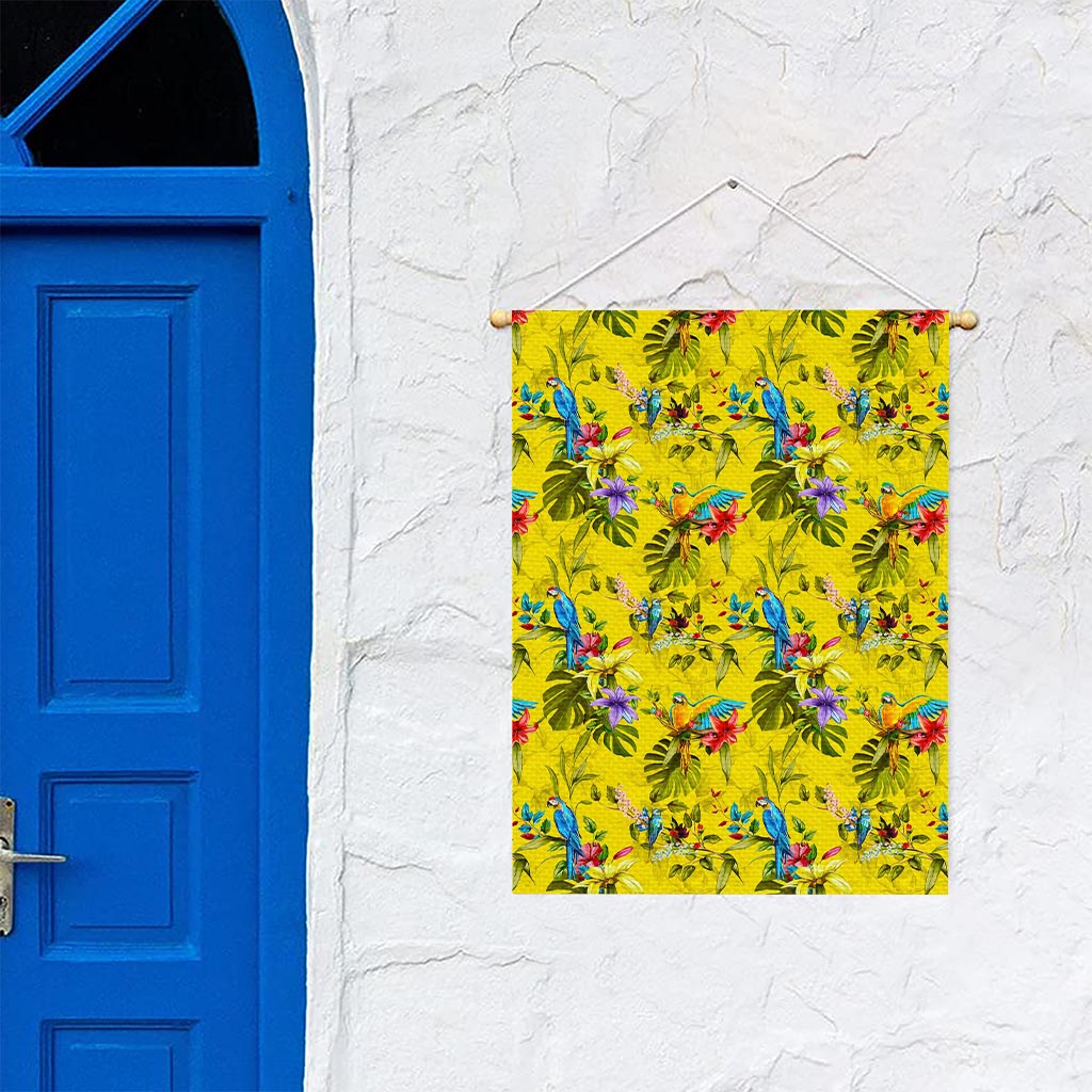 Parrot Tropical Pattern Print Garden Flag