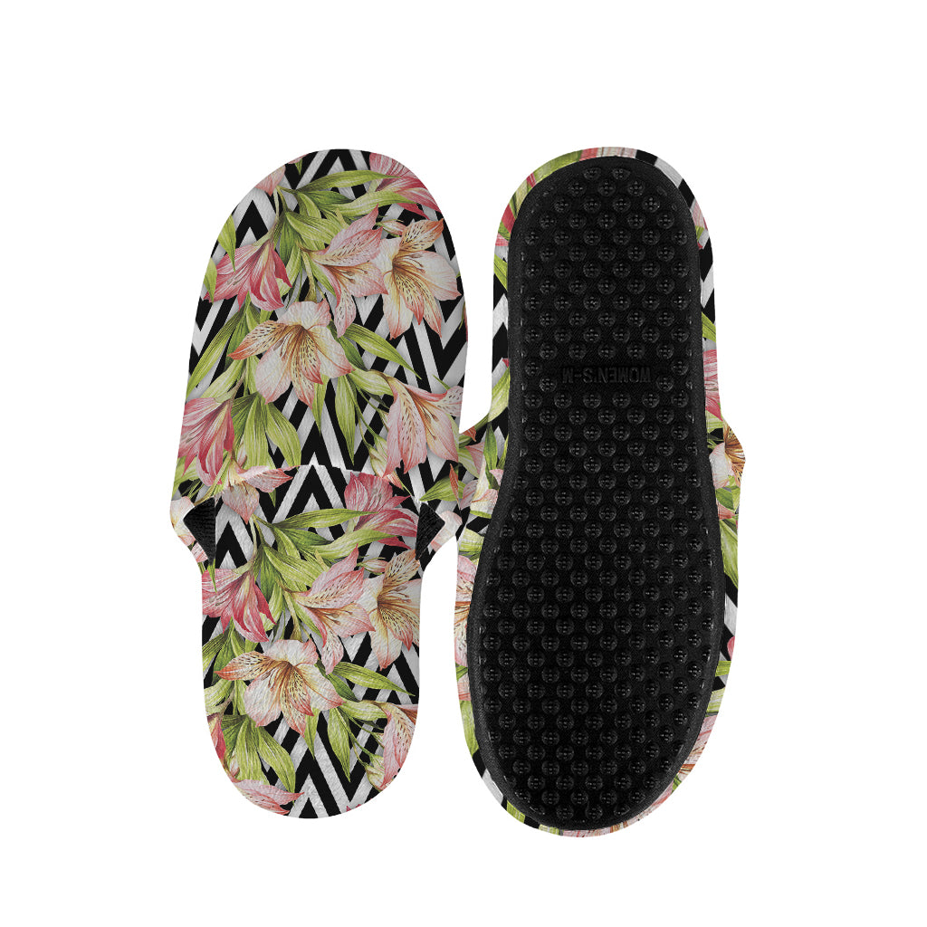 Pastel Alstroemeria Zigzag Pattern Print Slippers