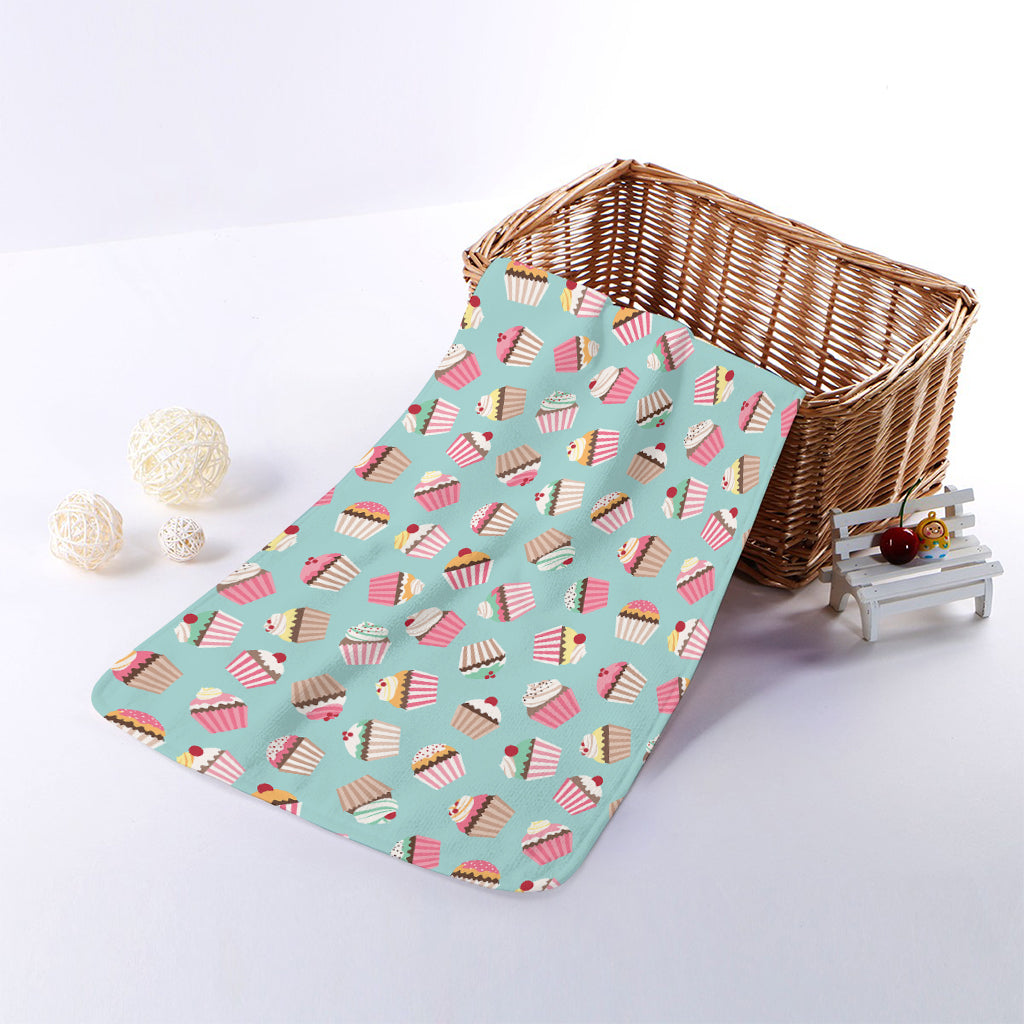 Pastel Cupcake Pattern Print Towel