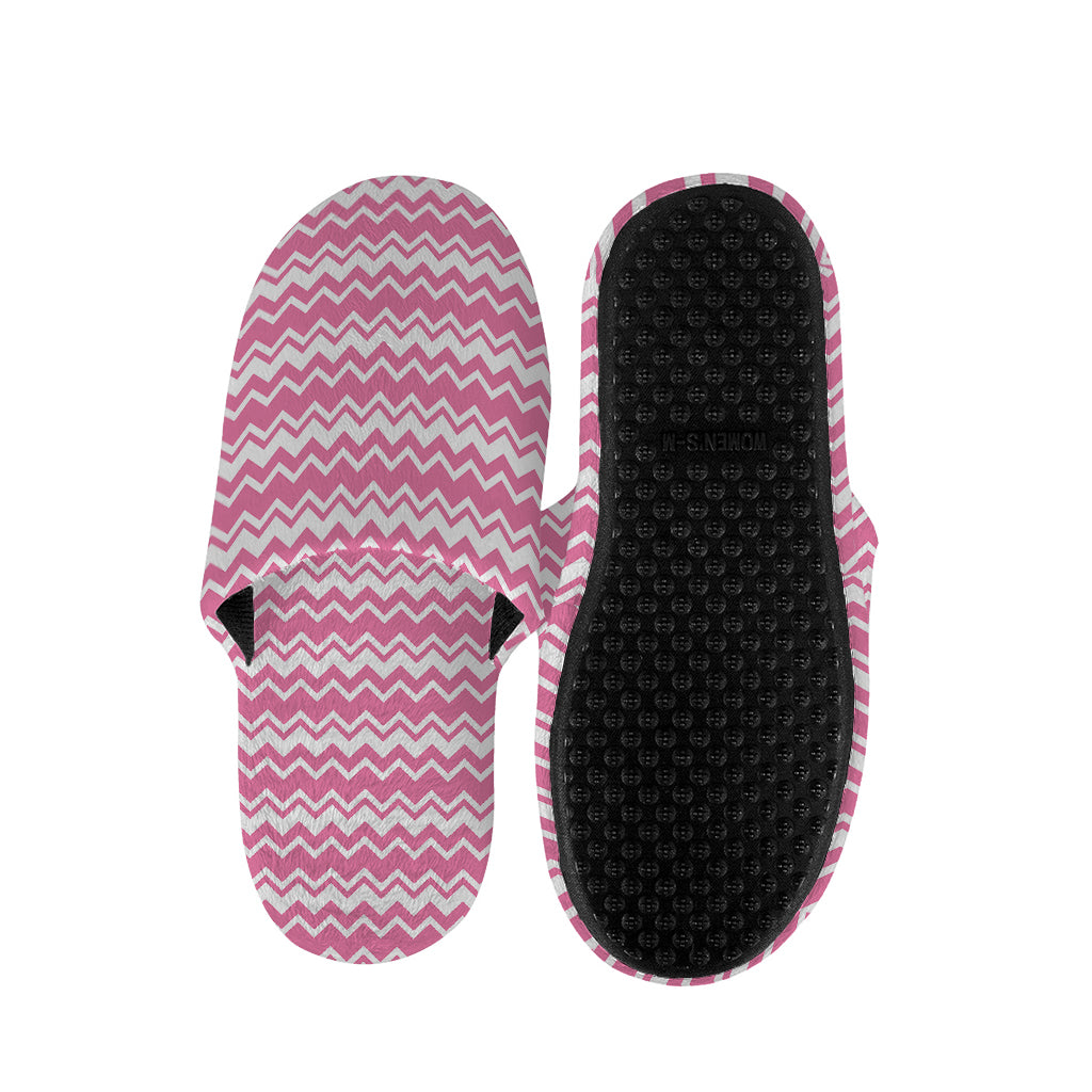 Pink And White Zigzag Pattern Print Slippers