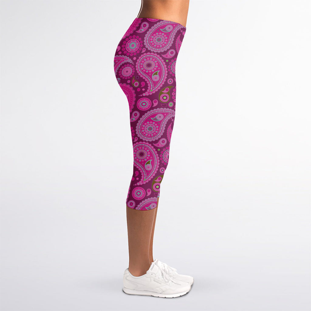 Pink Paisley Pattern Print Women's Capri Leggings