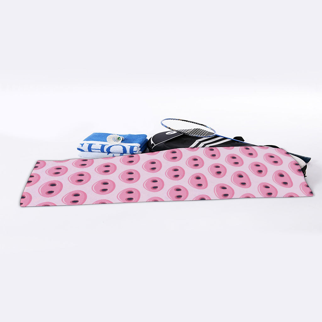 Pink Pig Nose Pattern Print Sports Towel