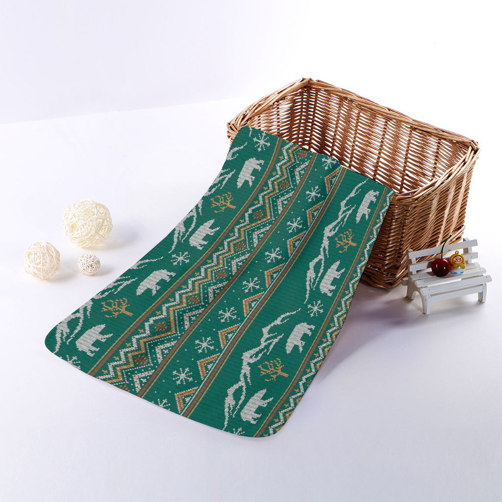 Polar Bear Knitted Pattern Print Towel