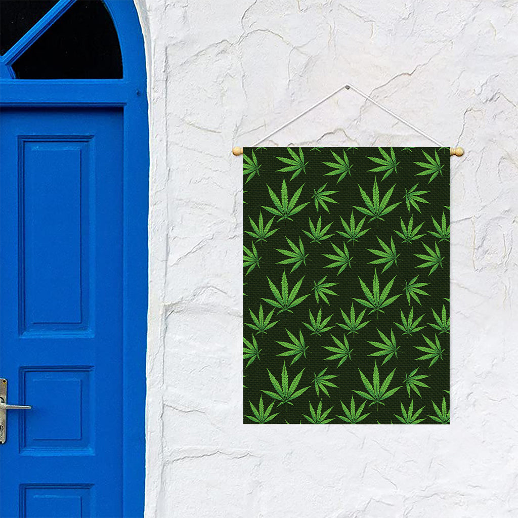 Pot Leaf Pattern Print Garden Flag