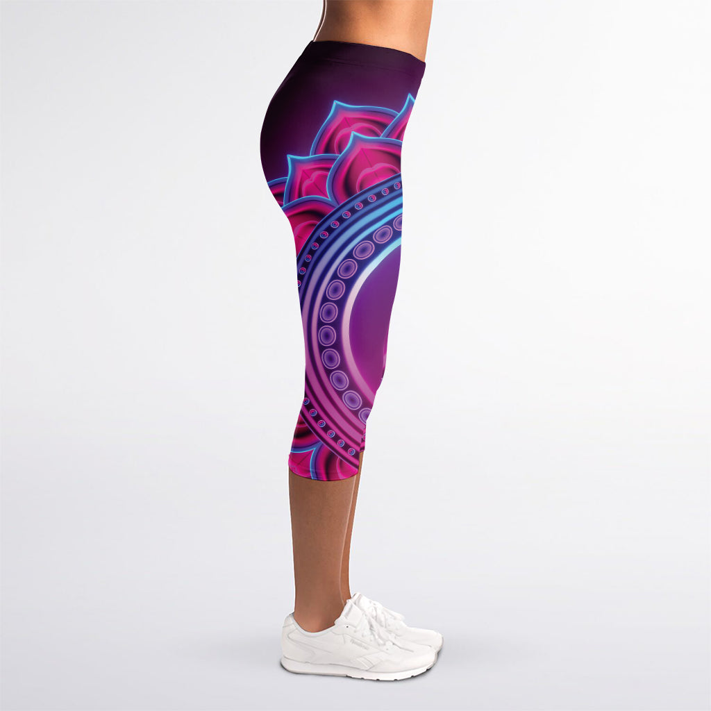 Purple And Teal Om Mandala Print Women's Capri Leggings