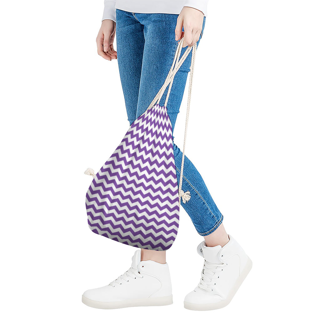 Purple And White Chevron Pattern Print Drawstring Bag