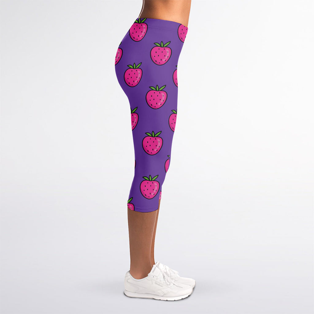 Purple Strawberry Pattern Print Women's Capri Leggings