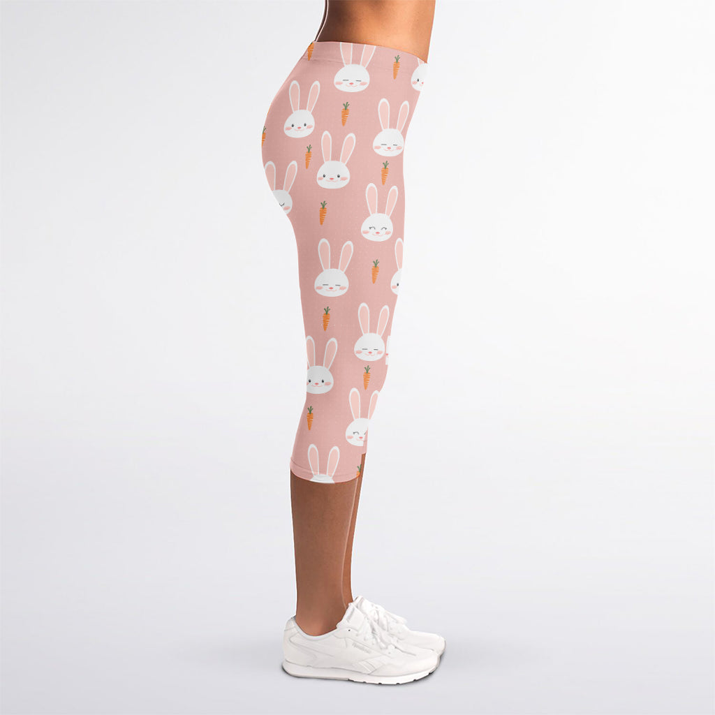 Rabbit And Carrot Pattern Print Women's Capri Leggings