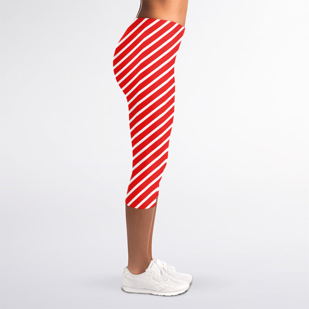 Red And White Candy Cane Pattern Print Women's Capri Leggings