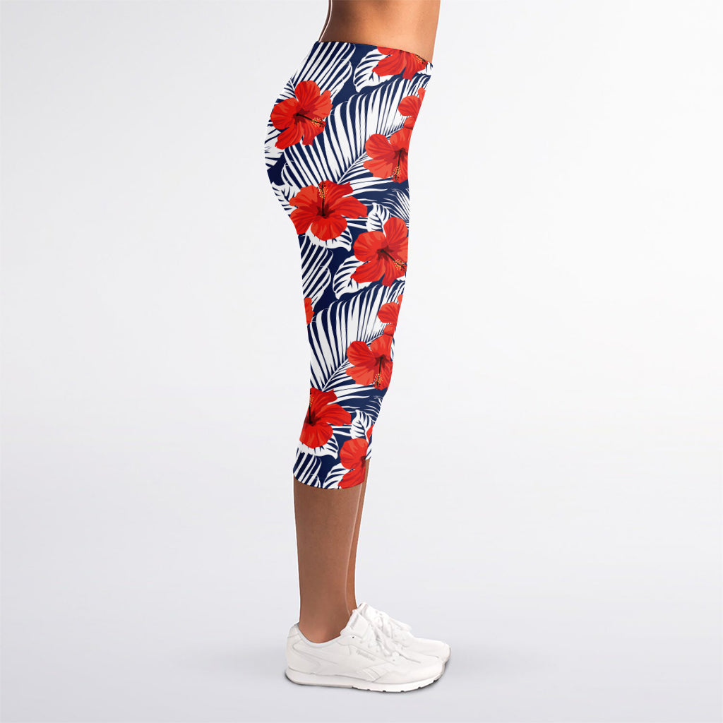 Red Hibiscus Tropical Pattern Print Women's Capri Leggings