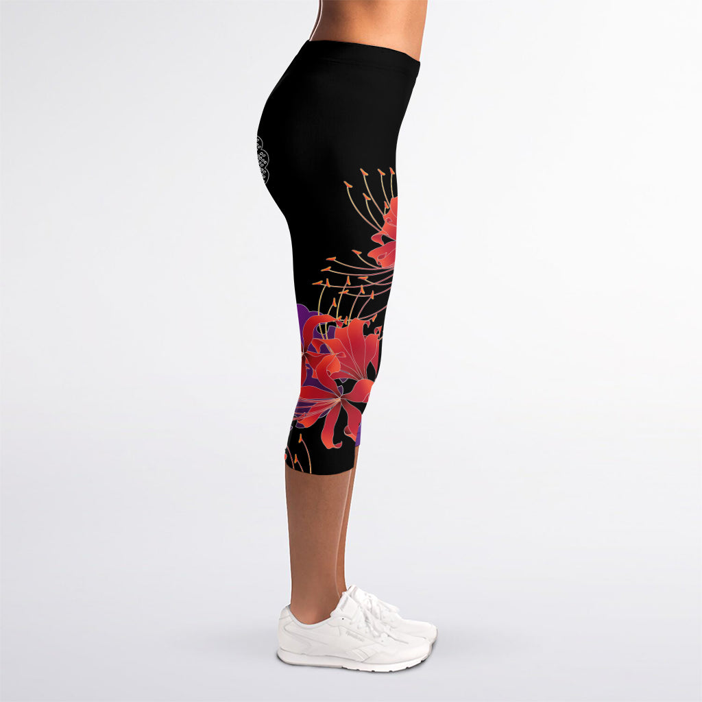 Red Japanese Amaryllis Pattern Print Women's Capri Leggings
