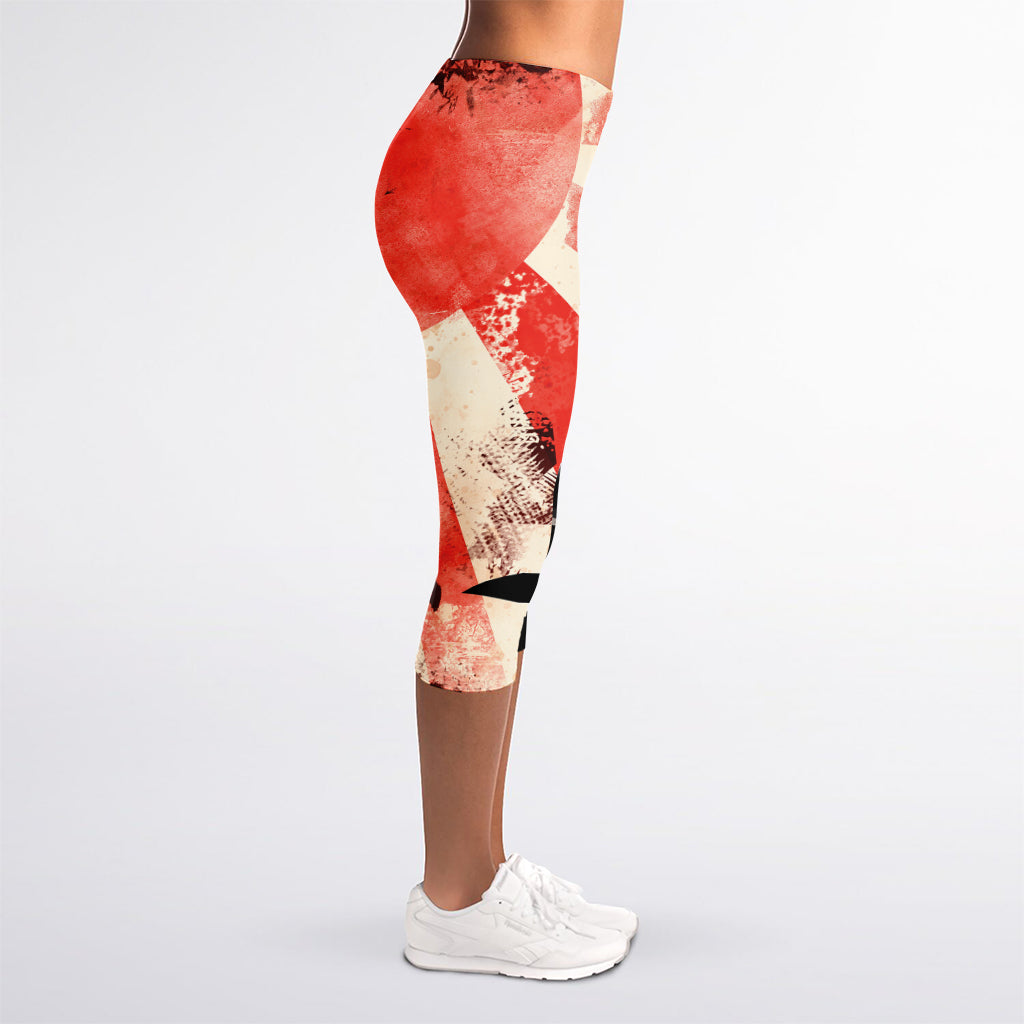 Red Rising Sun Samurai Print Women's Capri Leggings