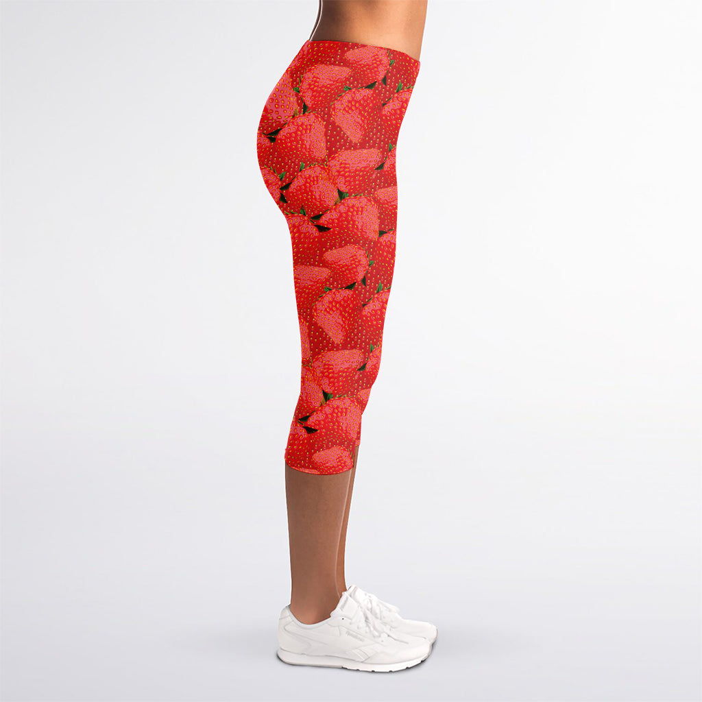 Red Strawberry Pattern Print Women's Capri Leggings