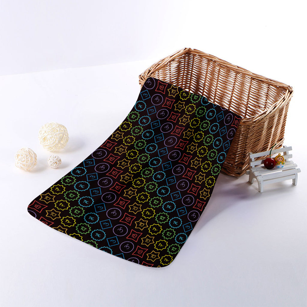 Reiki And The Seven Chakras Print Towel