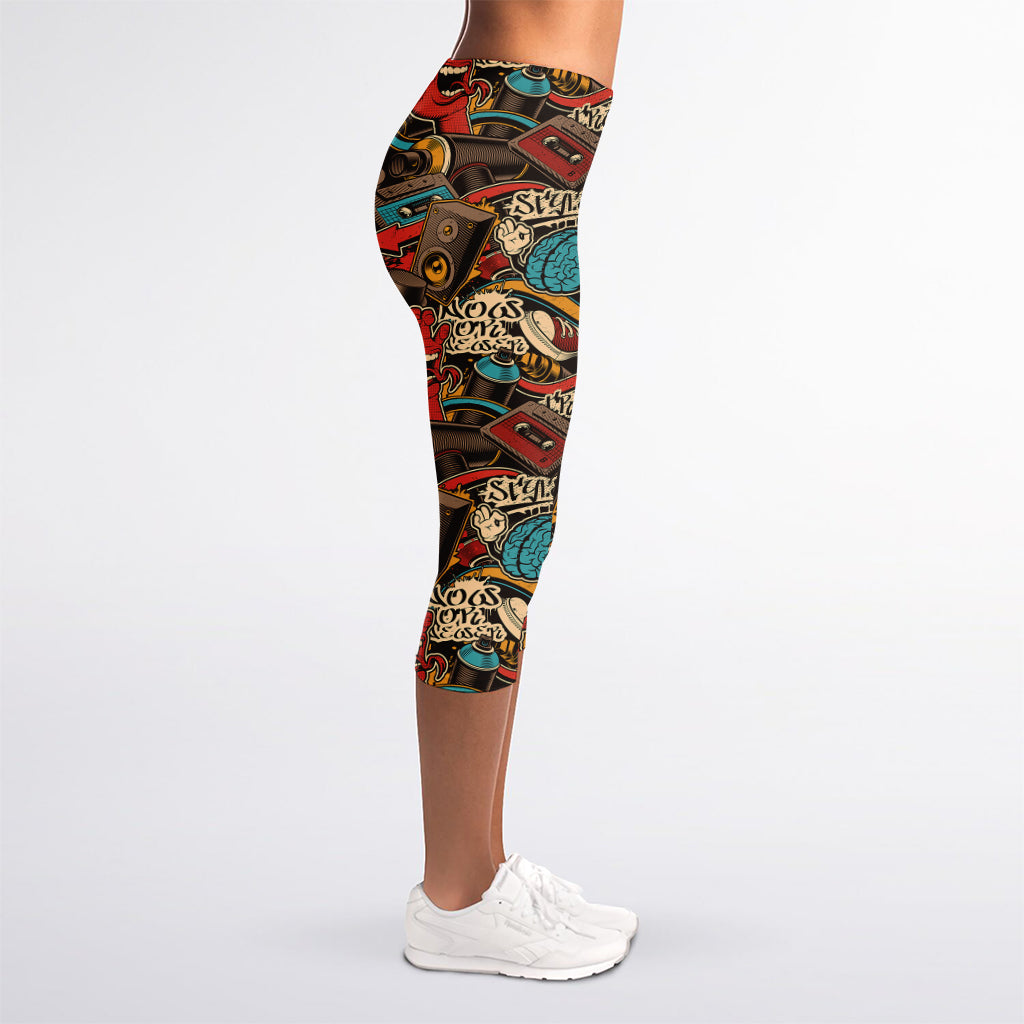 Retro Graffiti Pattern Print Women's Capri Leggings