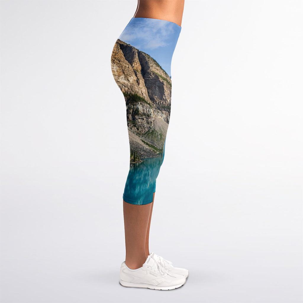 Rocky Mountain Print Women's Capri Leggings