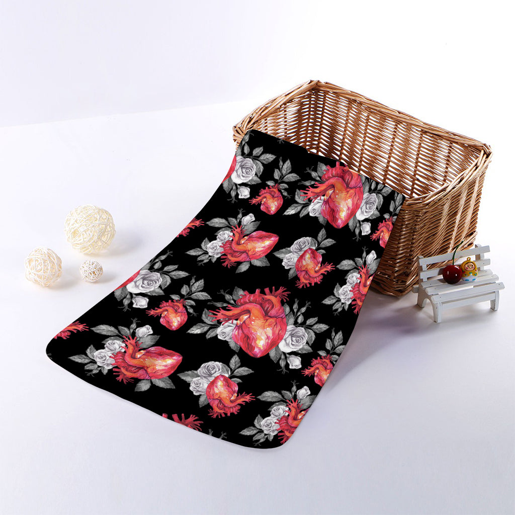 Rose And Heart Pattern Print Towel