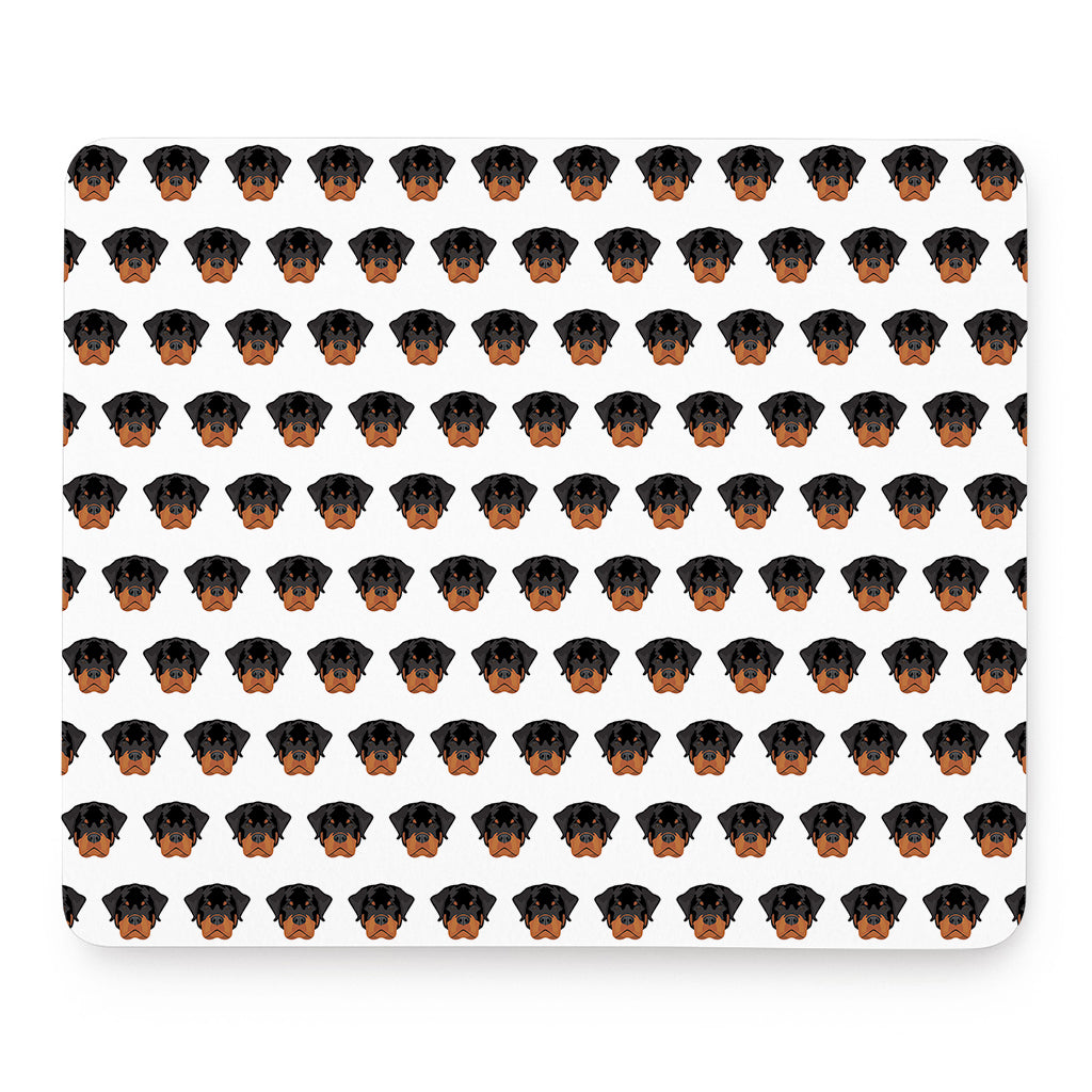 Rottweiler Face Pattern Print Mouse Pad