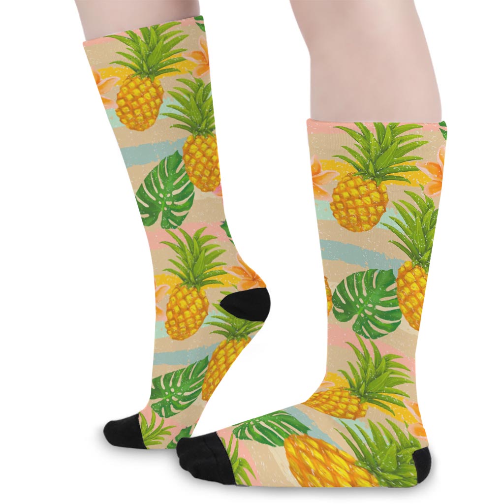 Sand Beach Pineapple Pattern Print Long Socks