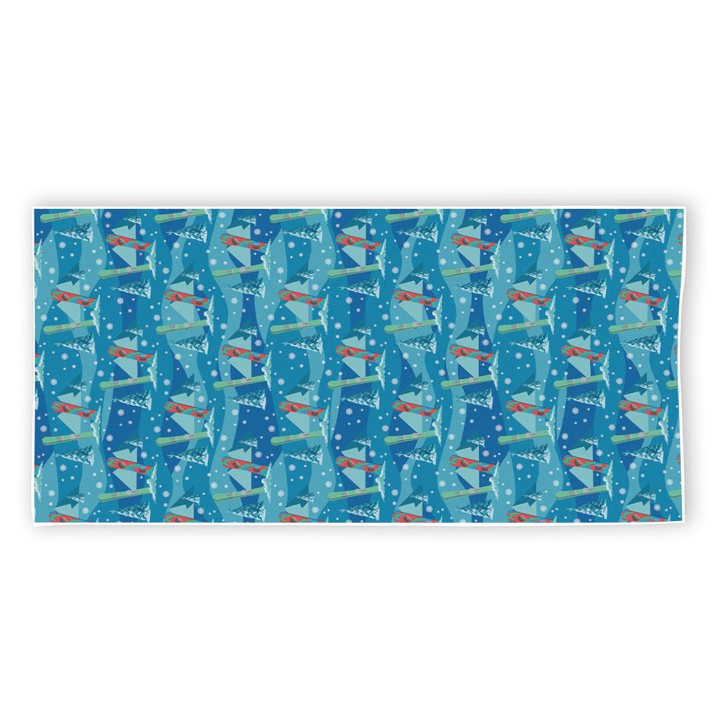 Ski And Snowboard Pattern Print Beach Towel
