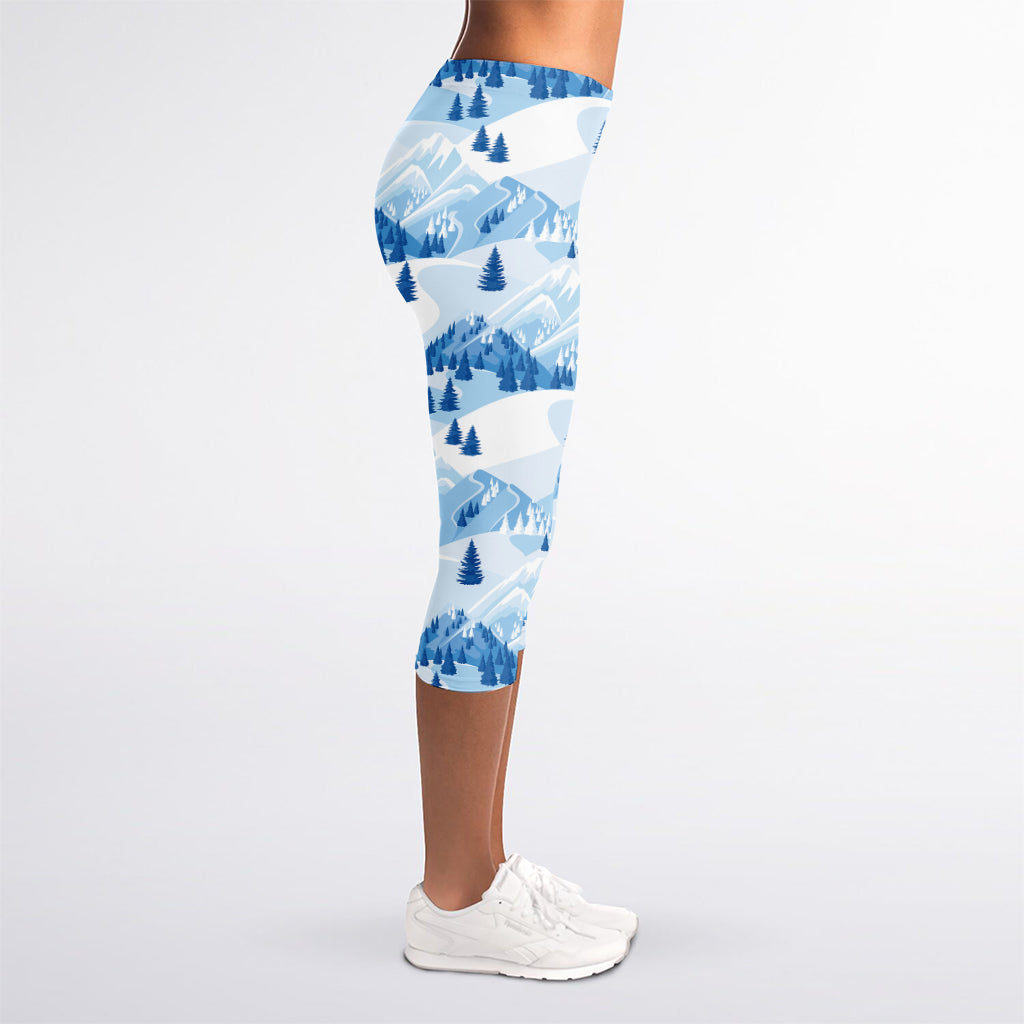 Skiing Mountain Print Women's Capri Leggings