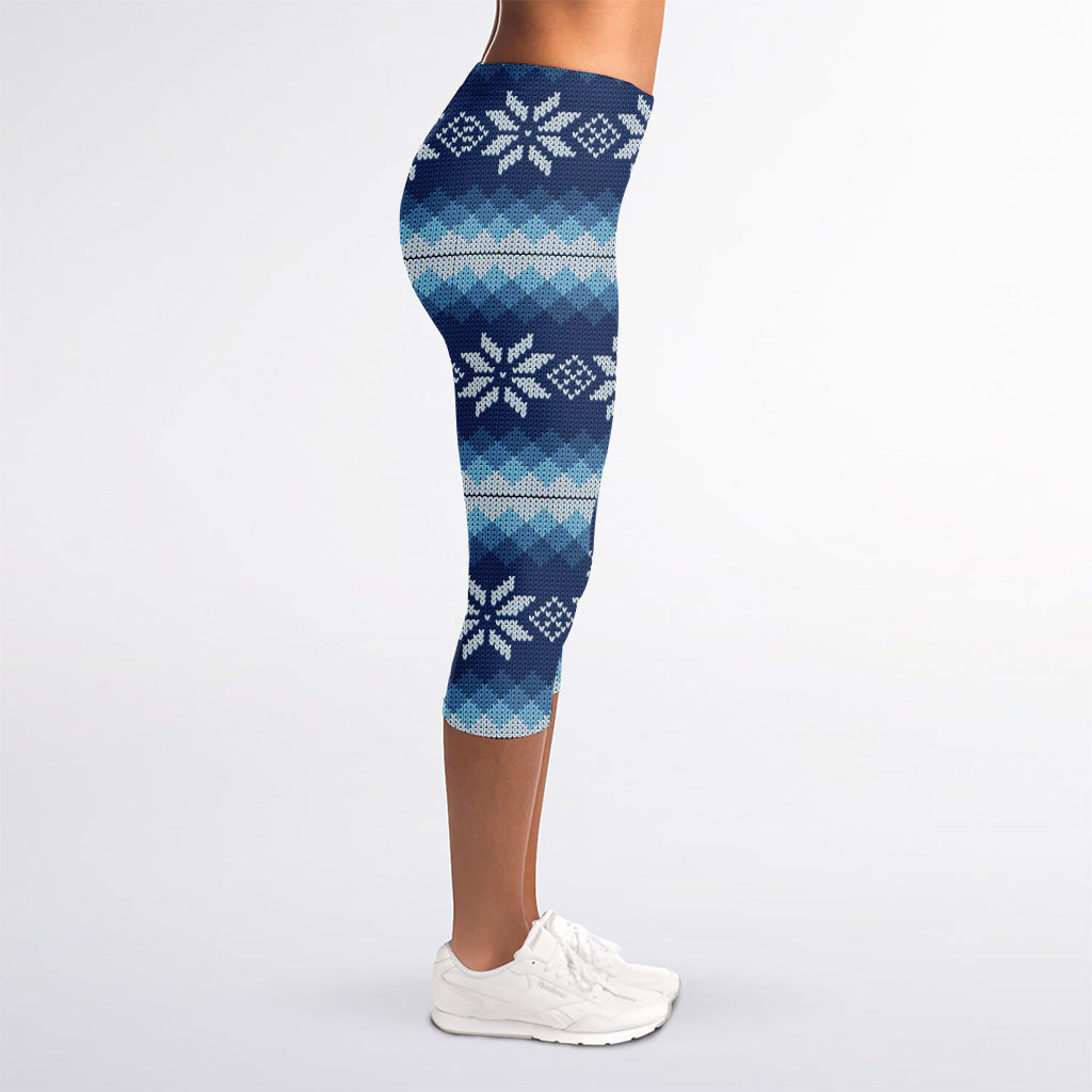 Snow Flower Knitted Pattern Print Women's Capri Leggings