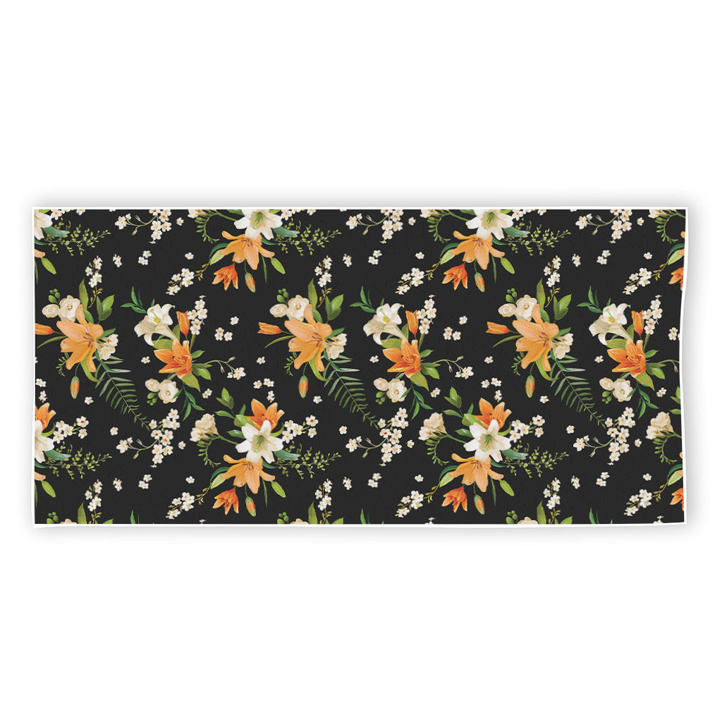 Spring Lily Flowers Pattern Print Beach Towel