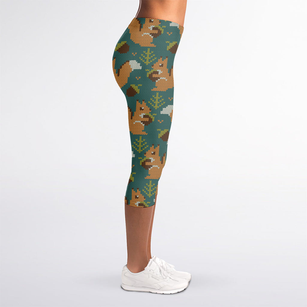 Squirrel Knitted Pattern Print Women's Capri Leggings