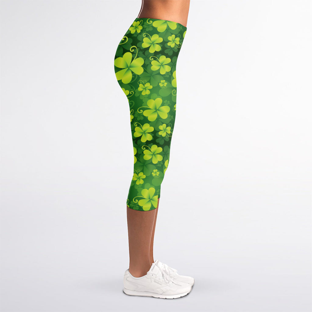 St. Patrick's Day Shamrock Pattern Print Women's Capri Leggings