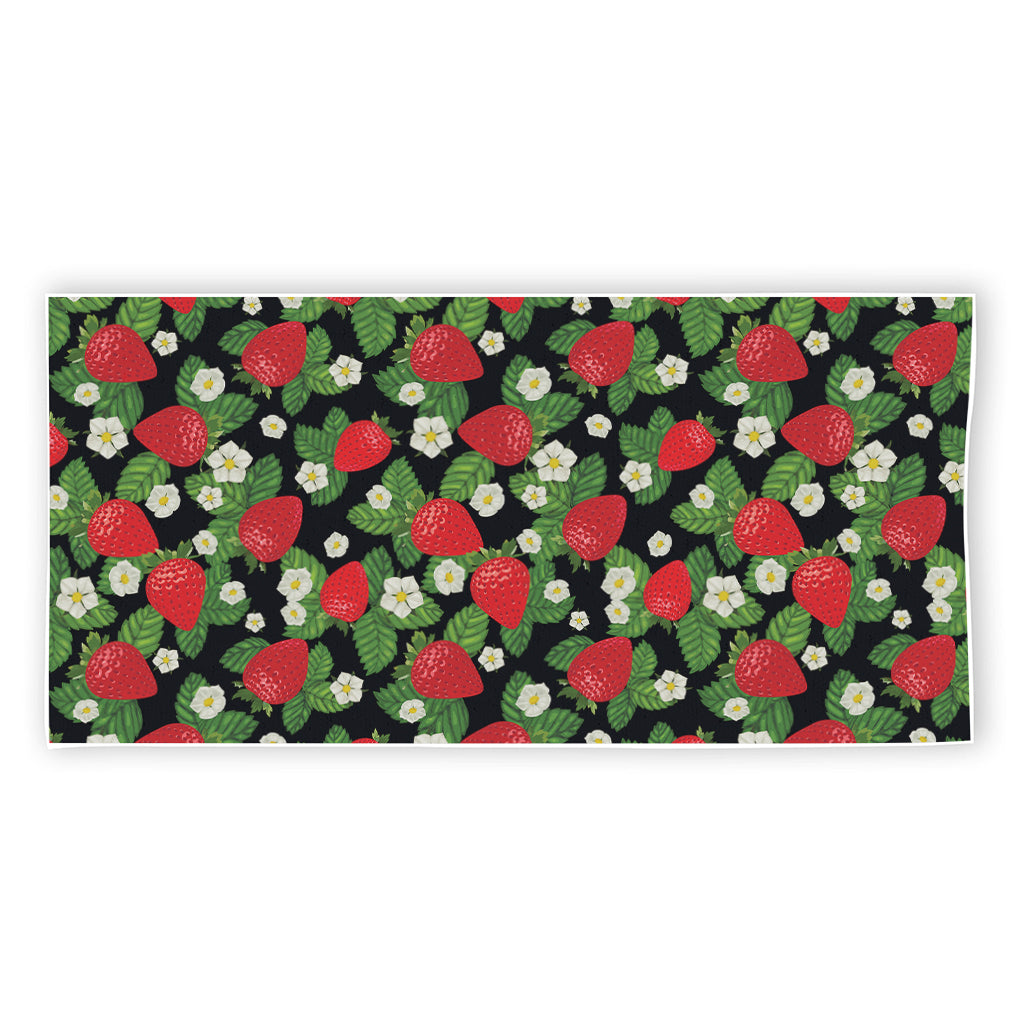 Strawberry And Flower Pattern Print Beach Towel