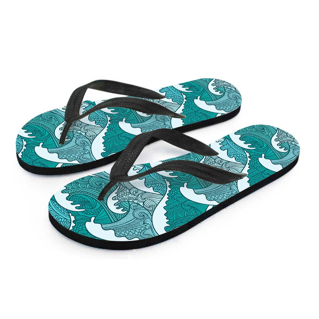 Surfing Wave Pattern Print Flip Flops