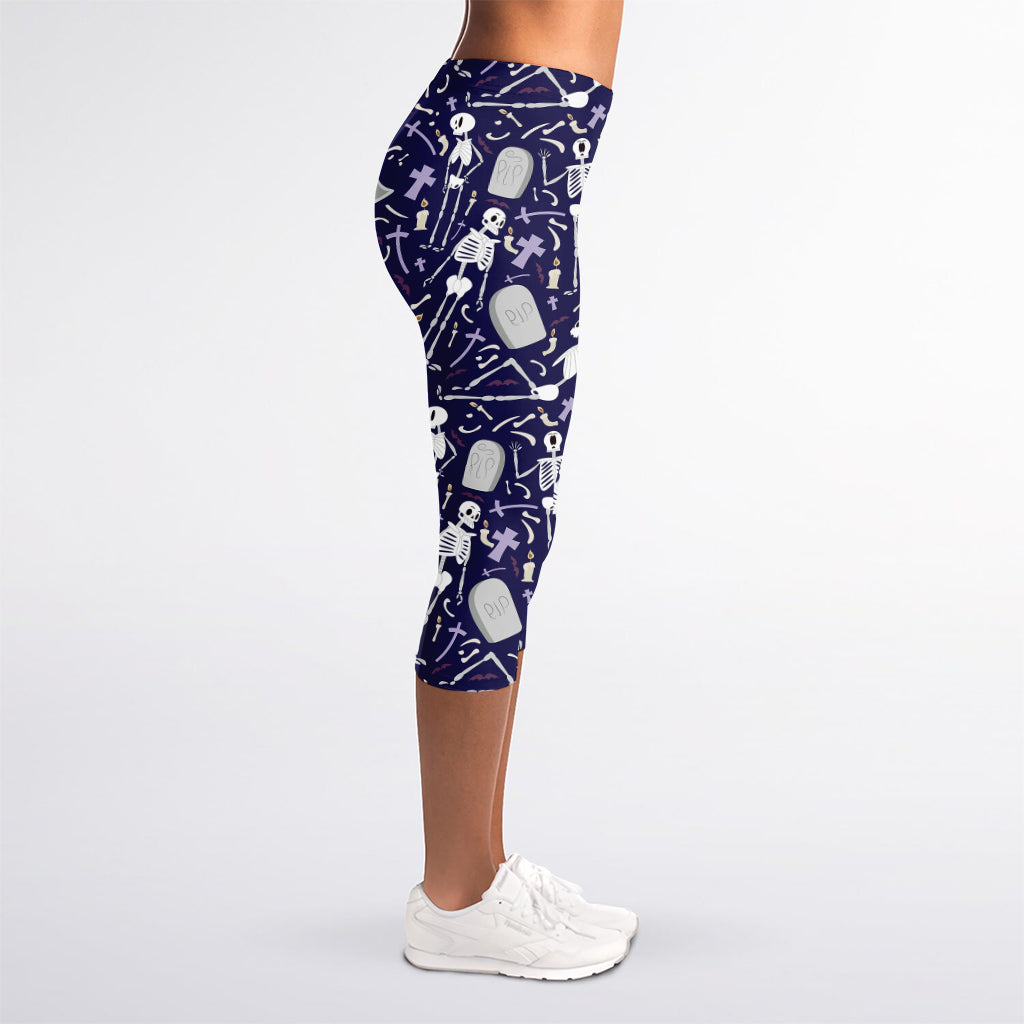 Tomb And Skeleton Pattern Print Women's Capri Leggings