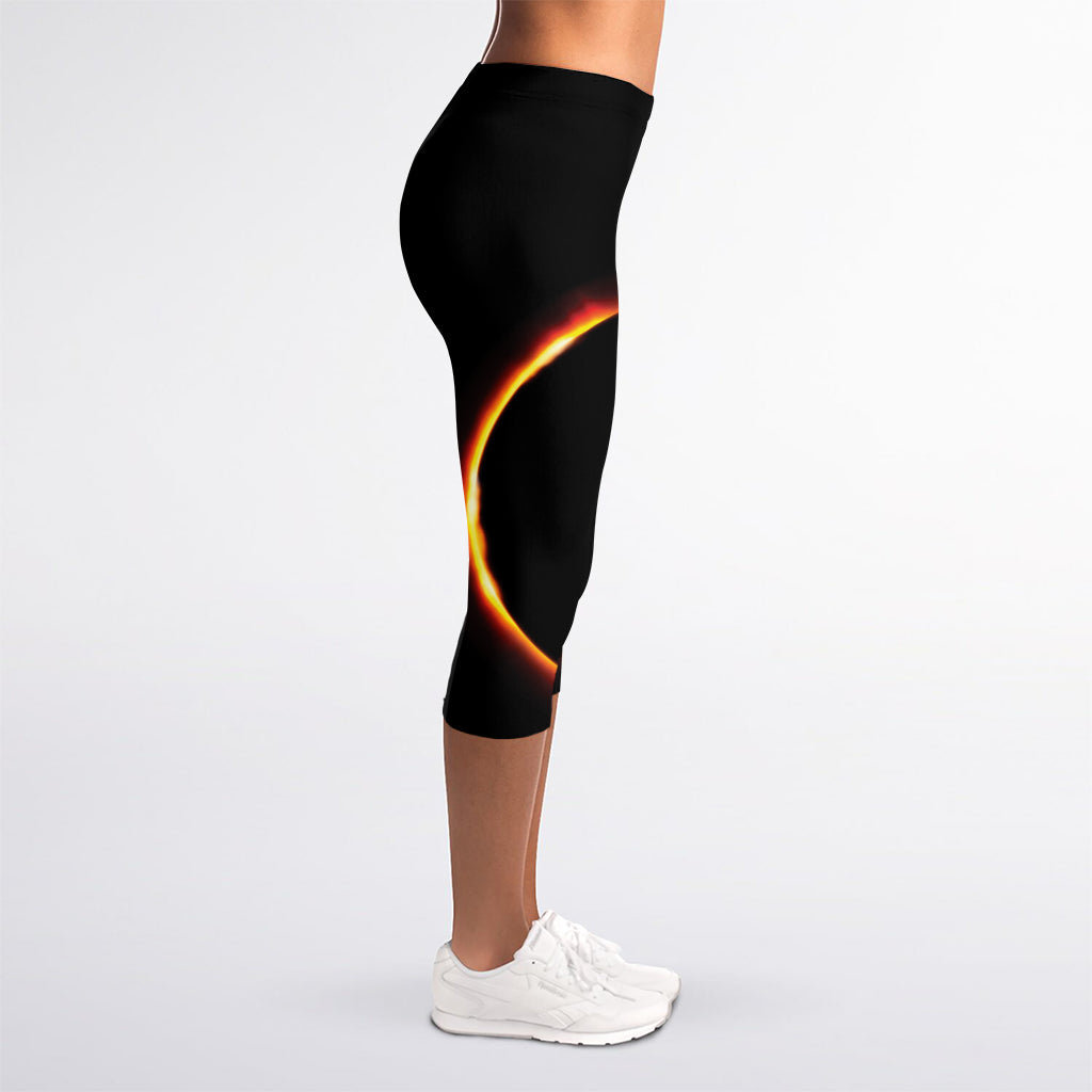 Total Solar Eclipse Print Women's Capri Leggings