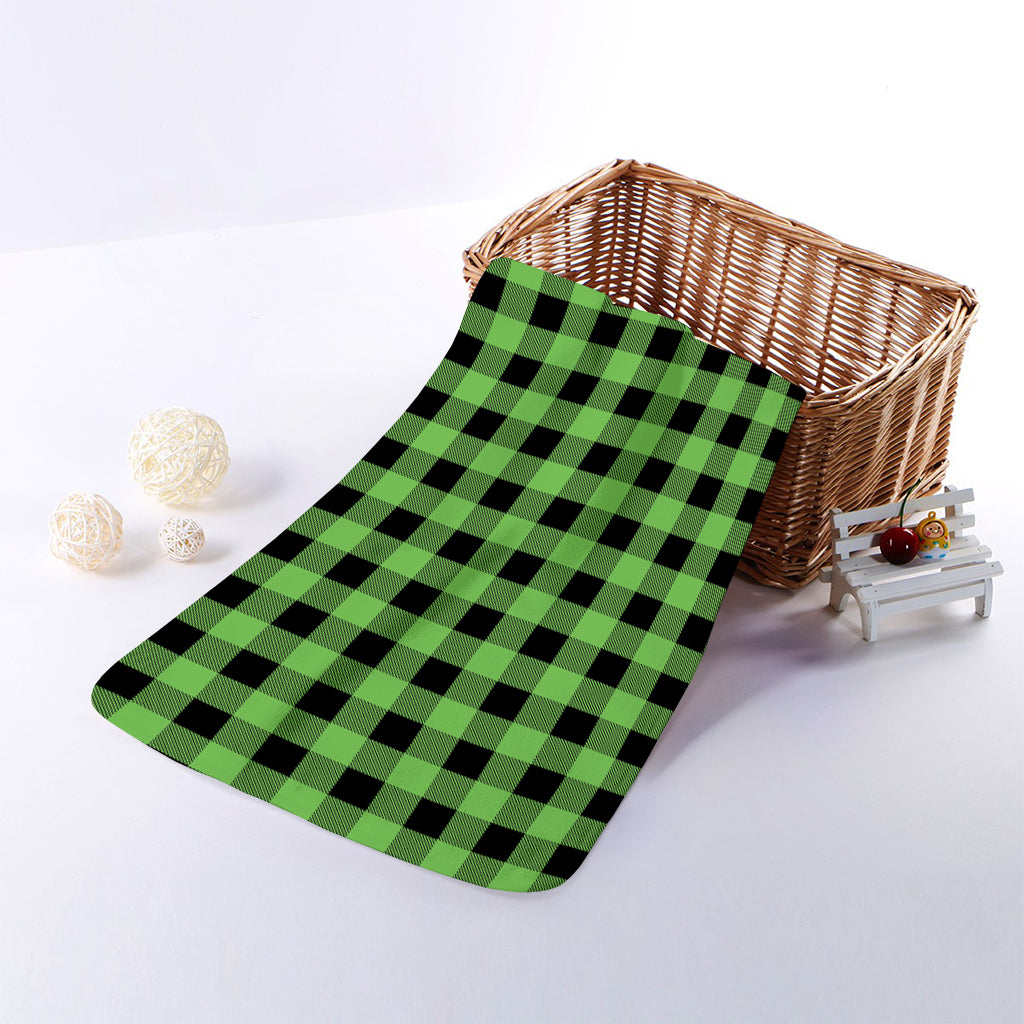 UFO Green And Black Buffalo Check Print Towel