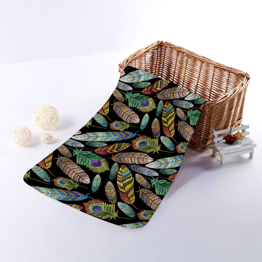 Vintage Feather Pattern Print Towel