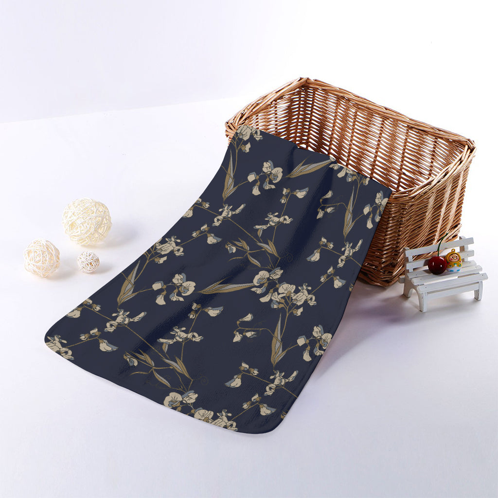 Vintage Sweet Pea Pattern Print Towel