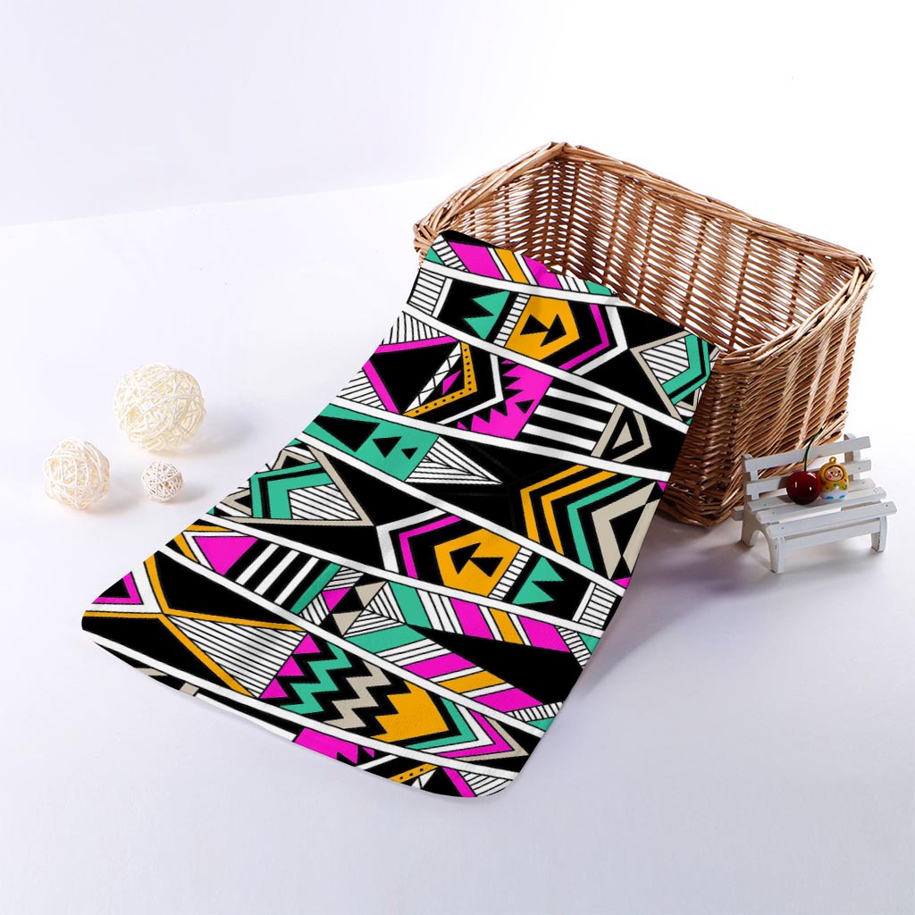 Vintage Tribal Aztec Pattern Print Towel