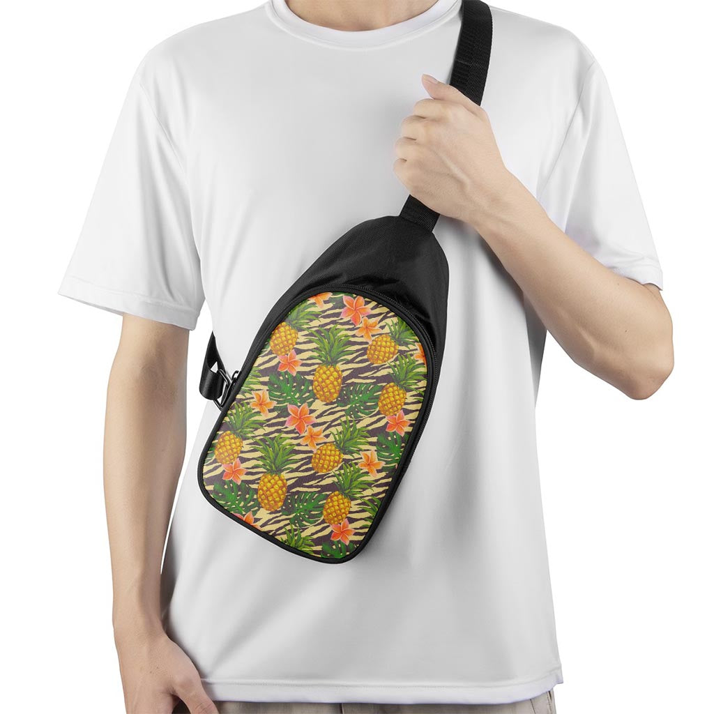 Vintage Zebra Pineapple Pattern Print Chest Bag