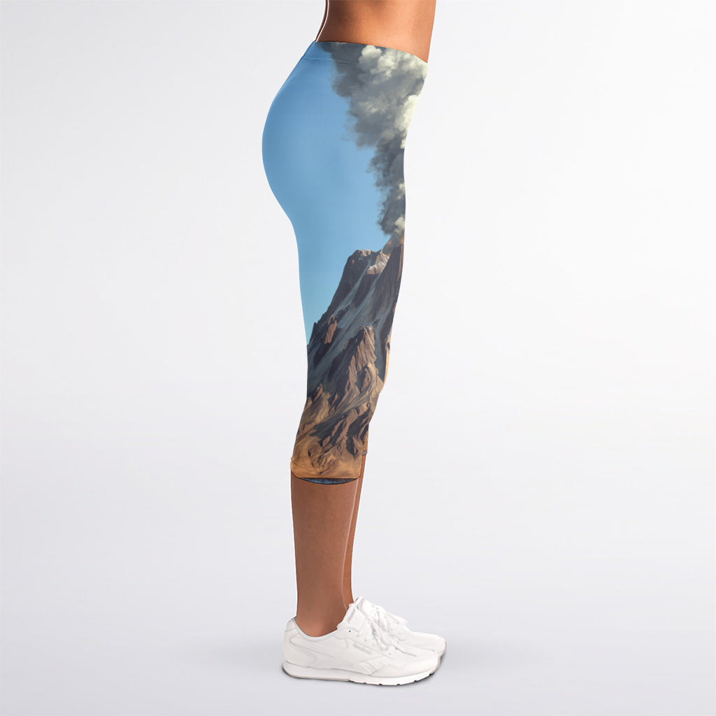 Volcanic Mountain Print Women's Capri Leggings