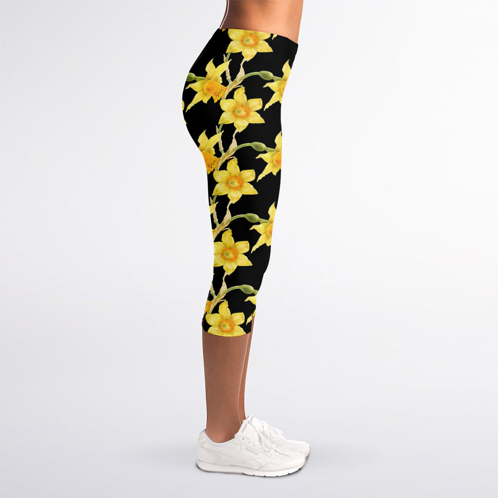 Watercolor Daffodil Flower Pattern Print Women's Capri Leggings