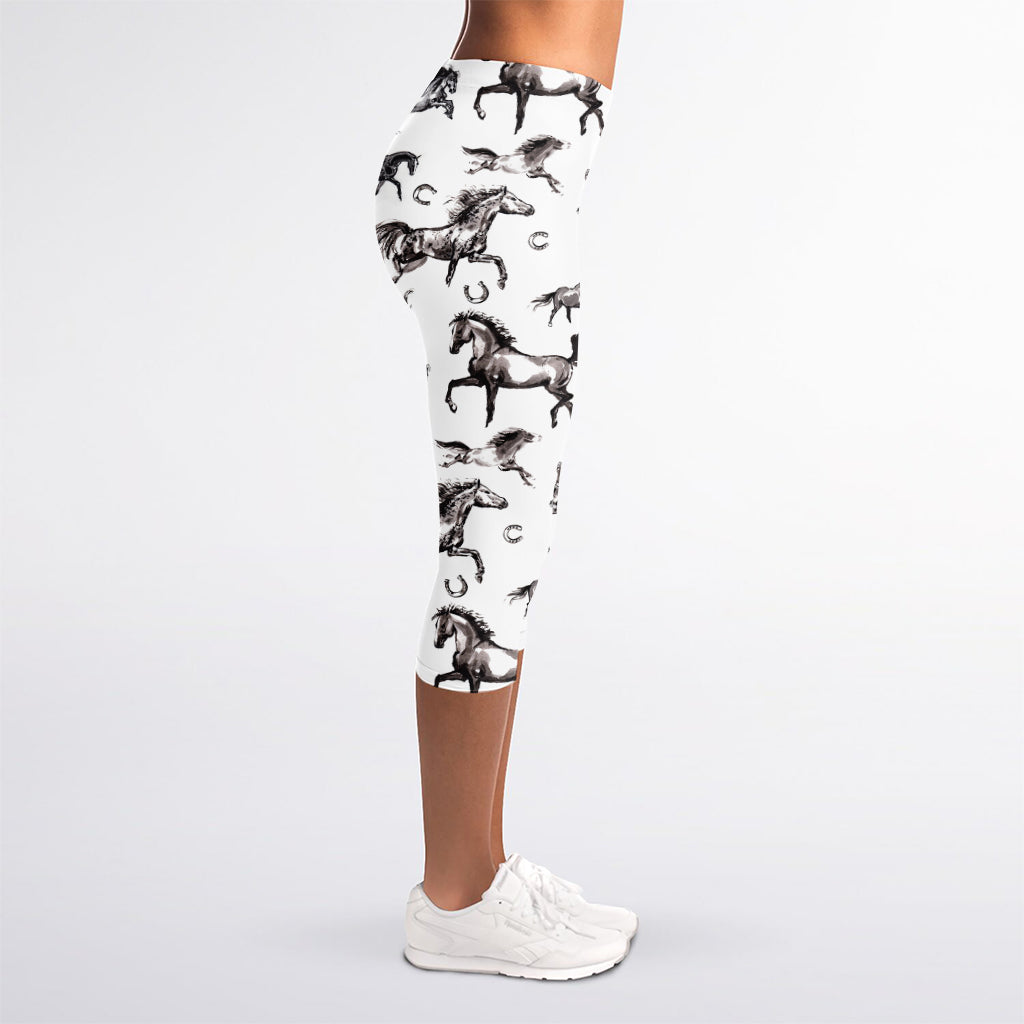 Watercolor Horse Pattern Print Women's Capri Leggings